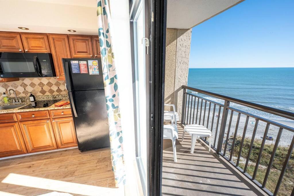 מירטל ביץ' New Remodeled Direct Oceanfront Views Beach Cove מראה חיצוני תמונה
