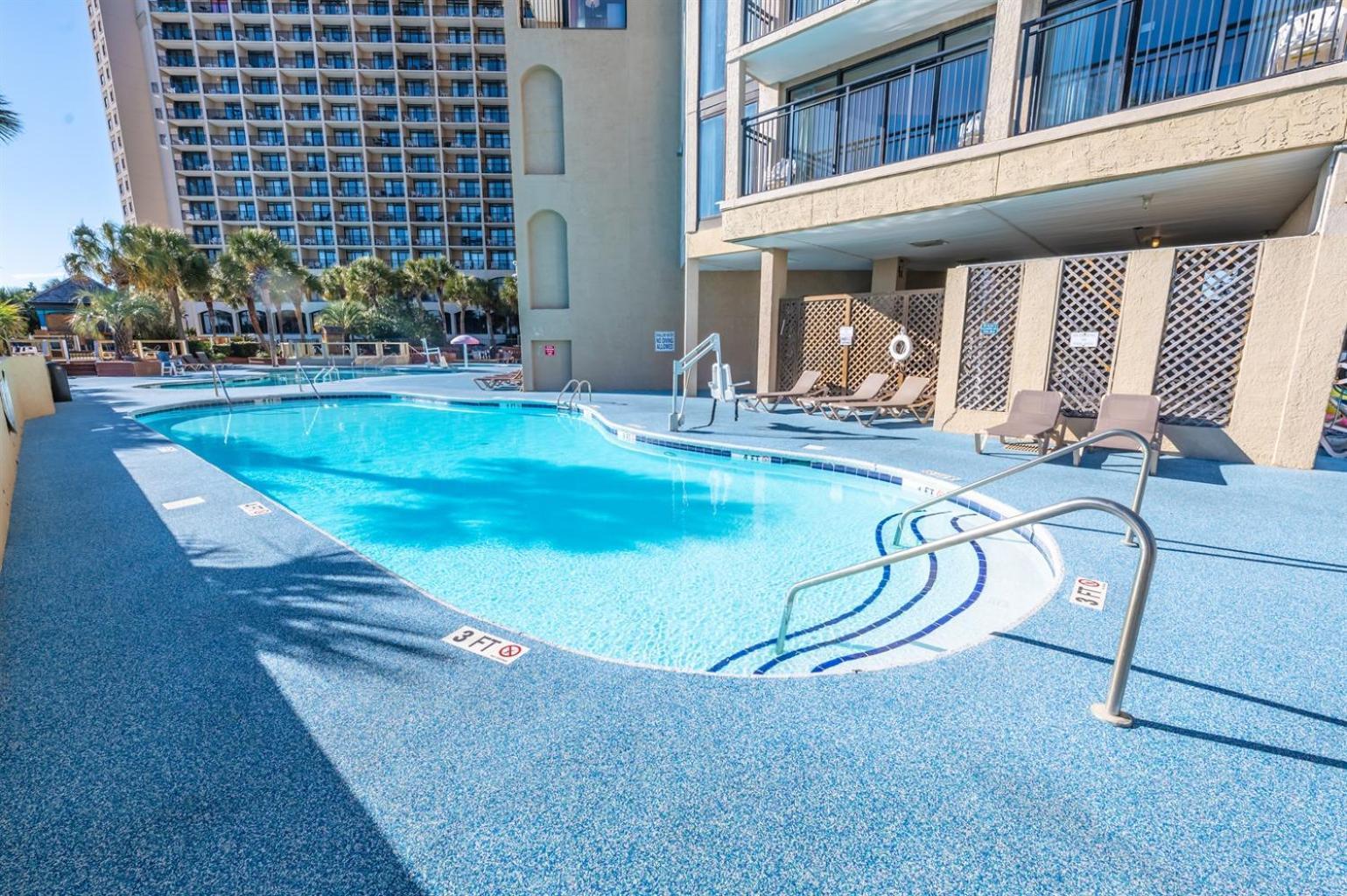 מירטל ביץ' New Remodeled Direct Oceanfront Views Beach Cove מראה חיצוני תמונה